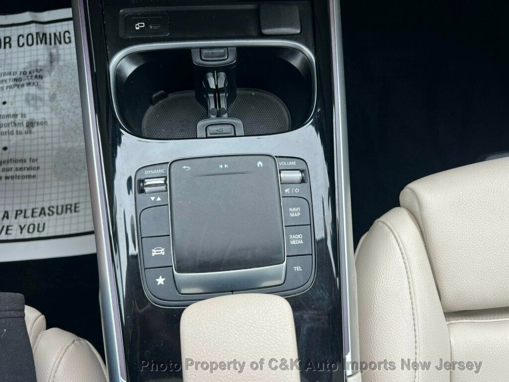 2021 Mercedes Benz GLB 250 4MATIC photo 24