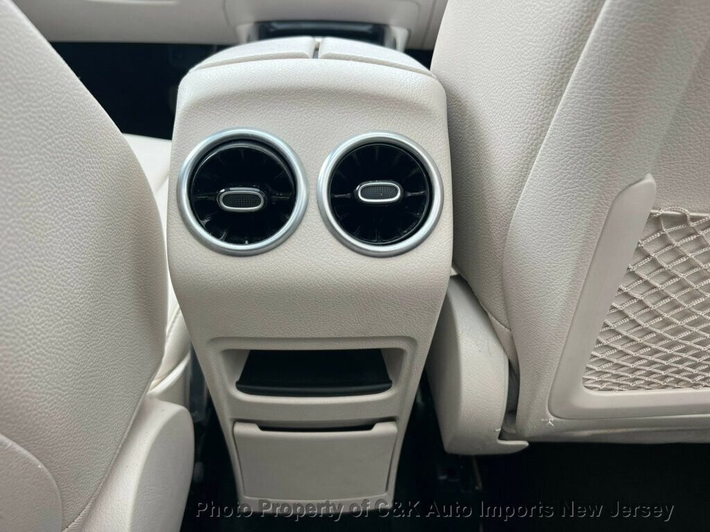 2021 Mercedes Benz GLB 250 4MATIC photo 34