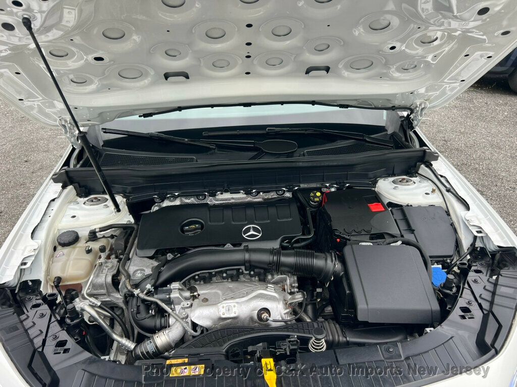 2021 Mercedes Benz GLB 250 4MATIC photo 41