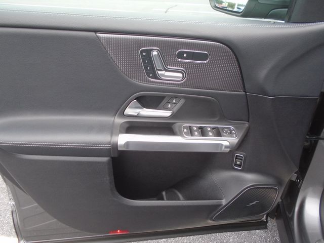 2021 Mercedes-Benz GLB GLB 250 4MATIC SUV - 22931567 - 10