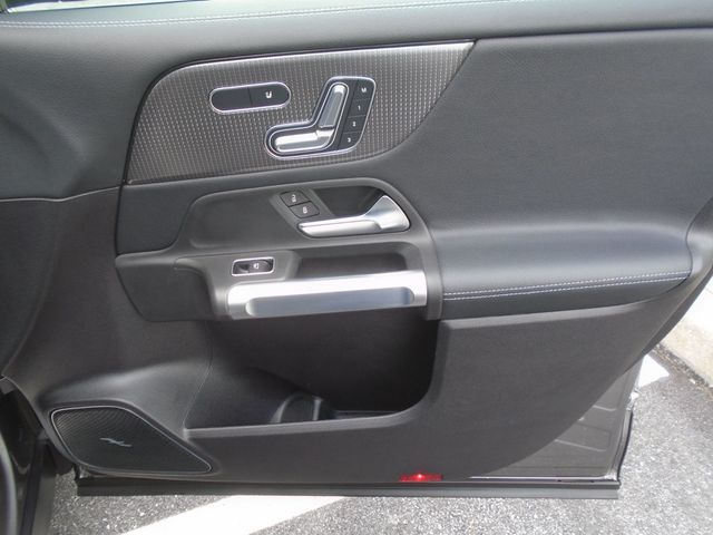 2021 Mercedes-Benz GLB GLB 250 4MATIC SUV - 22931567 - 26
