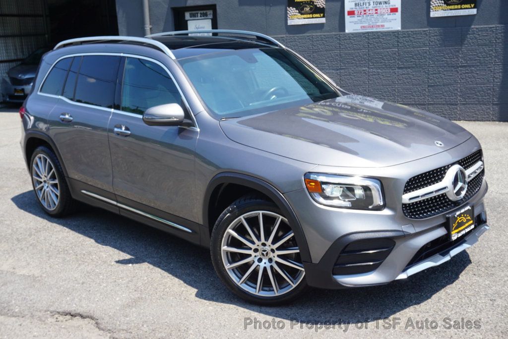 2021 Mercedes-Benz GLB GLB 250 4MATIC SUV AMG LINE PANO ROOF REAR CAMERA HEATED SEATS  - 22490640 - 1