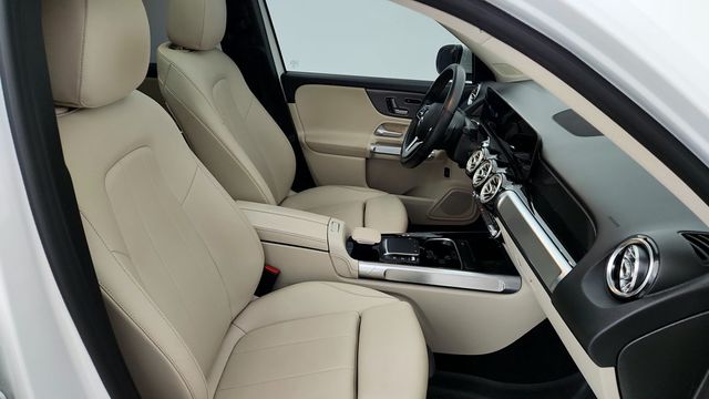 2021 Mercedes-Benz GLB GLB 250 4MATIC SUV with Premium Package & Panorama Roof - 22947565 - 21