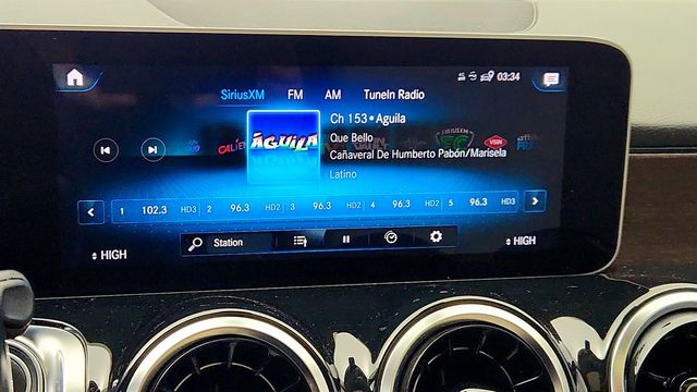 2021 Mercedes-Benz GLB GLB 250 4MATIC SUV with Premium Package, Panorama Roof & 3rd Row - 22974016 - 17