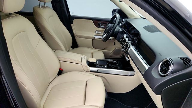 2021 Mercedes-Benz GLB GLB 250 4MATIC SUV with Premium Package, Panorama Roof & 3rd Row - 22974016 - 23