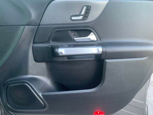 2021 Mercedes-Benz GLB GLB 250 SUV - 22950055 - 26