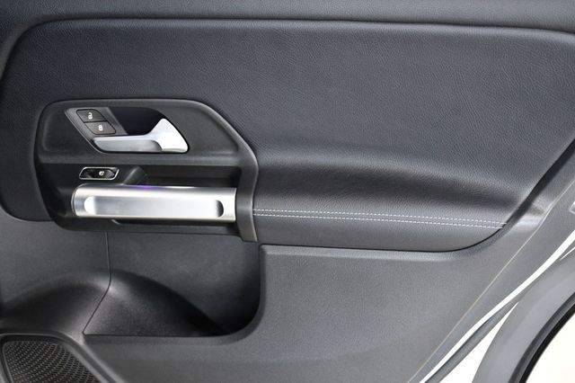 2021 Mercedes-Benz GLB GLB 250 SUV - 22950723 - 14