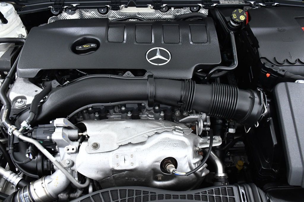 2021 Mercedes-Benz GLB GLB 250 SUV - 22950723 - 18