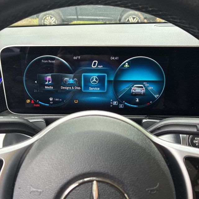 2021 Mercedes-Benz GLB GLB 250 SUV - 23020000 - 15