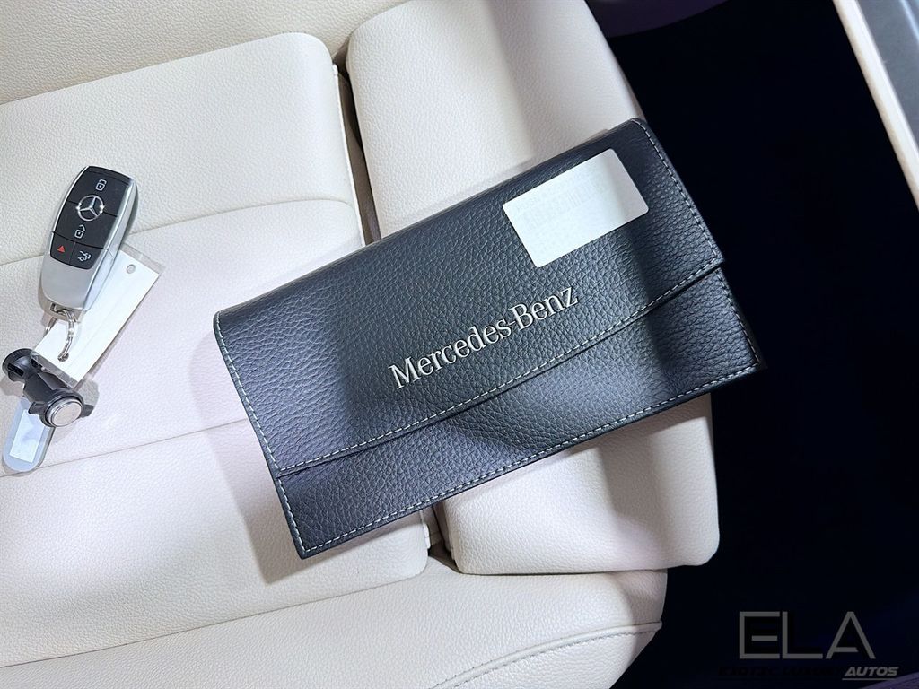 2021 Mercedes-Benz GLB GLB 250 SUV - 23020000 - 40