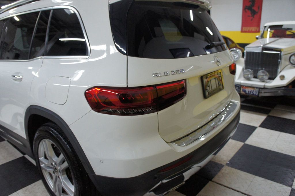 2021 Mercedes-Benz GLB Premium Package, Great Shape! - 23057038 - 17