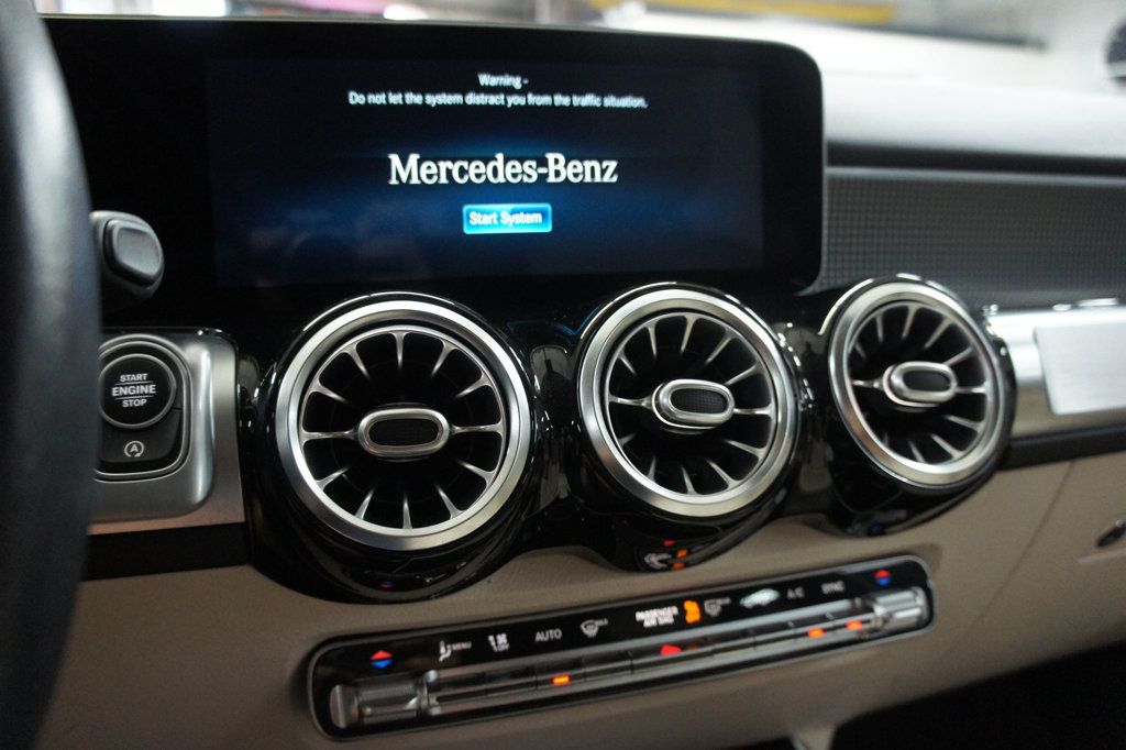 2021 Mercedes-Benz GLB Premium Package, Great Shape! - 23057038 - 22