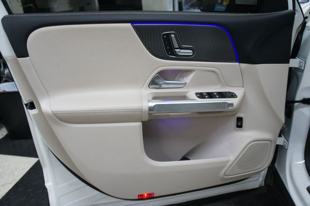 2021 Mercedes-Benz GLB Premium Package, Great Shape! - 23057038 - 34