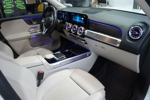 2021 Mercedes-Benz GLB Premium Package, Great Shape! - 23057038 - 3