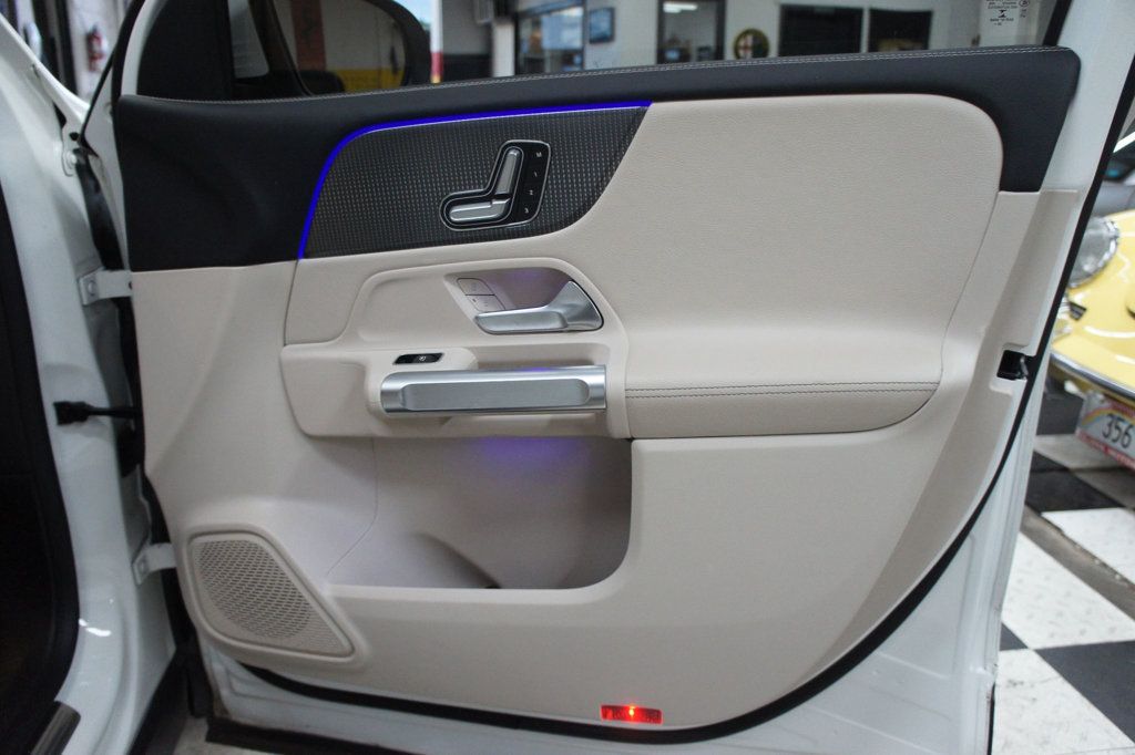 2021 Mercedes-Benz GLB Premium Package, Great Shape! - 23057038 - 45
