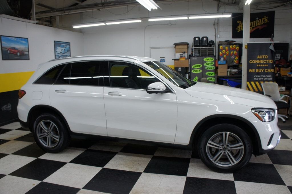 2021 Mercedes-Benz GLC 1-Owner, Premium Package - 22945610 - 13