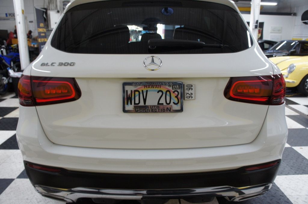 2021 Mercedes-Benz GLC 1-Owner, Premium Package - 22945610 - 19
