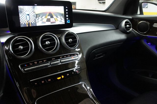 2021 Mercedes-Benz GLC 1-Owner, Premium Package - 22945610 - 41