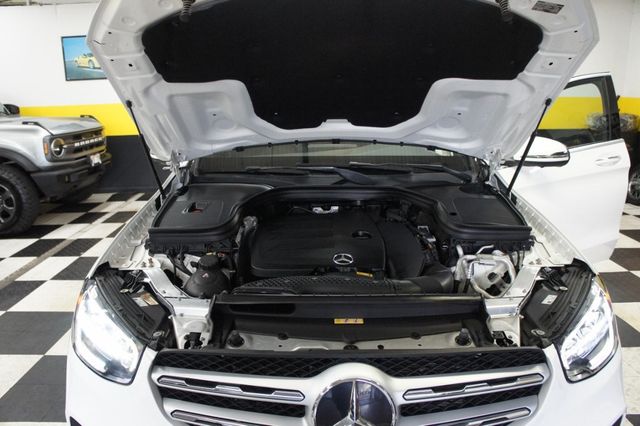 2021 Mercedes-Benz GLC 1-Owner, Premium Package - 22945610 - 55