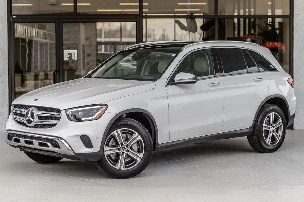 2021 Mercedes Benz GLC 300 4MATIC photo 2