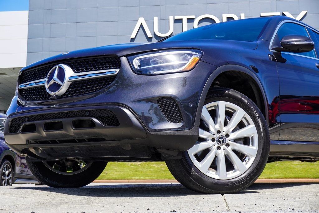 2021 Mercedes Benz GLC 300 4MATIC Coupe photo 2