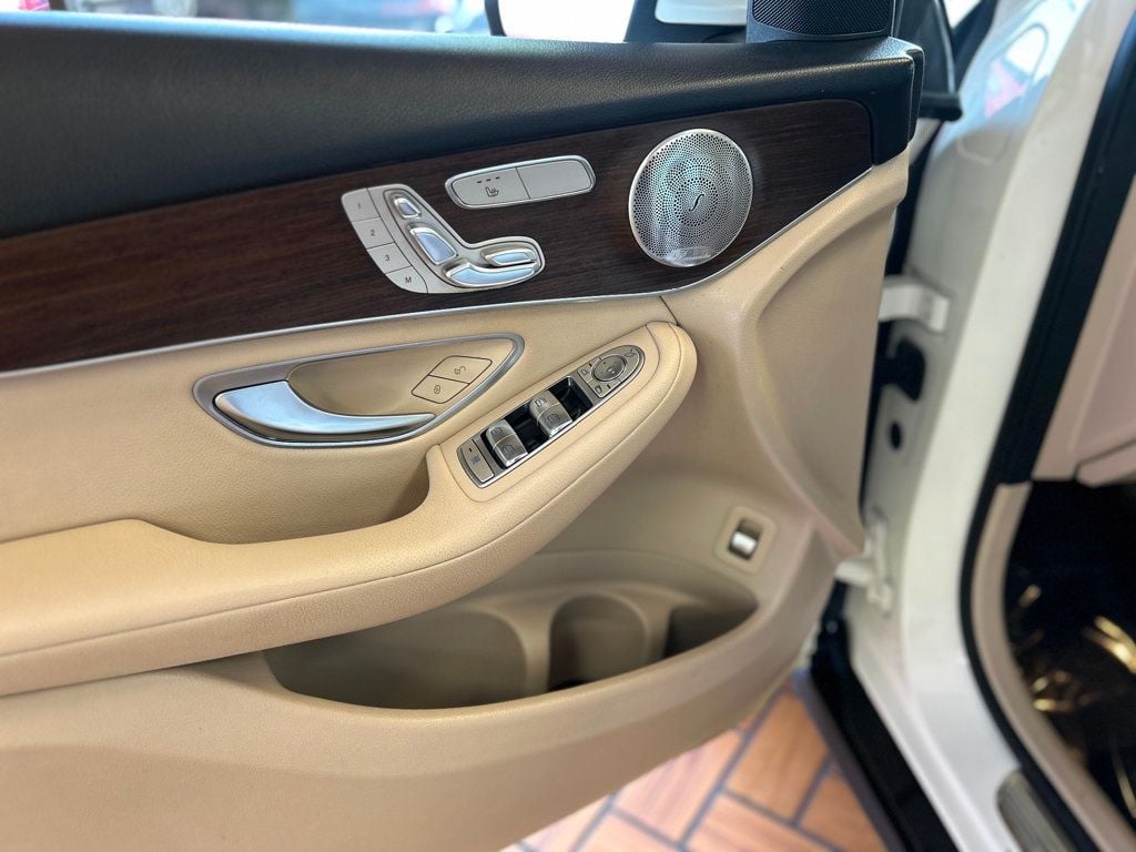 2021 Mercedes-Benz GLC GLC 300 4MATIC SUV - 22882865 - 14