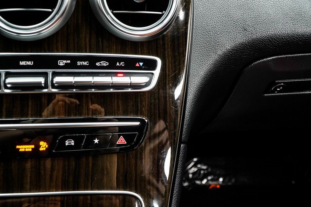 2021 Mercedes Benz GLC 300 4MATIC photo 22