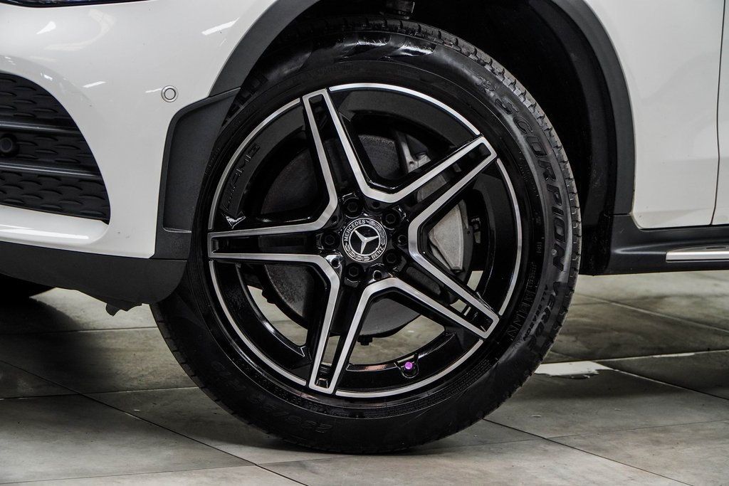 2021 Mercedes Benz GLC 300 4MATIC photo 3