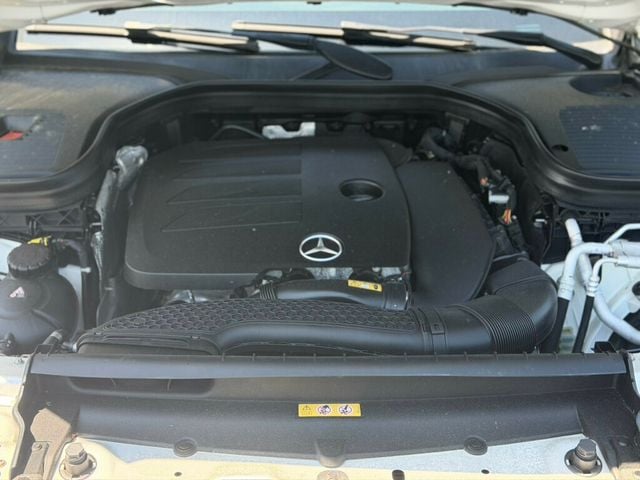 2021 Mercedes-Benz GLC GLC 300 4MATIC SUV - 22968838 - 10