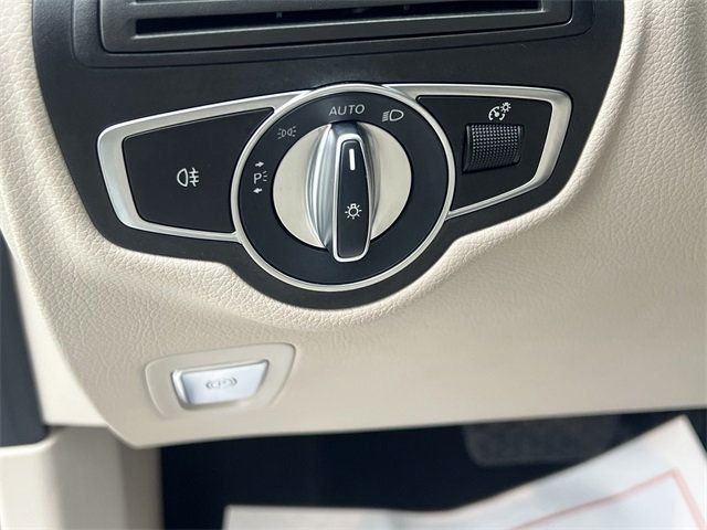 2021 Mercedes-Benz GLC GLC 300 4MATIC SUV - 22950566 - 23