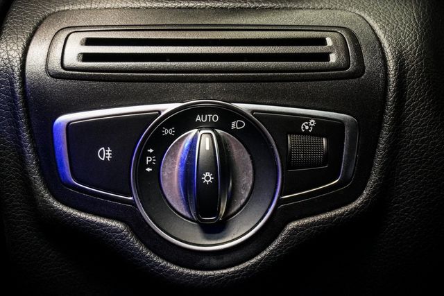 2021 Mercedes-Benz GLC GLC 300 4MATIC SUV - 22966217 - 24