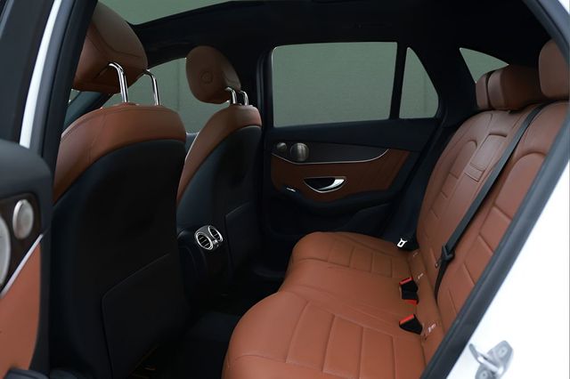 2021 Mercedes-Benz GLC GLC 300 4MATIC SUV - 23025972 - 11