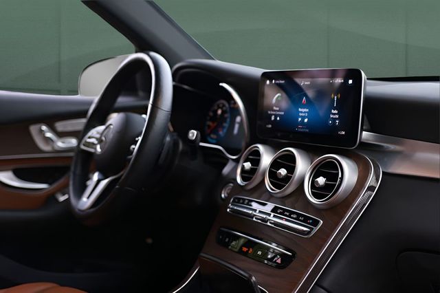 2021 Mercedes-Benz GLC GLC 300 4MATIC SUV - 23025972 - 17