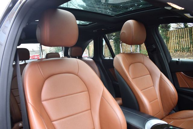 2021 Mercedes-Benz GLC GLC 300 SUV - 22944726 - 31