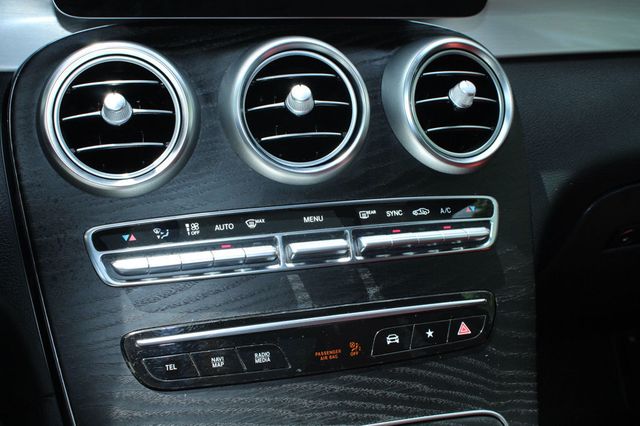 2021 Mercedes-Benz GLC GLC 300 SUV - 23013652 - 19