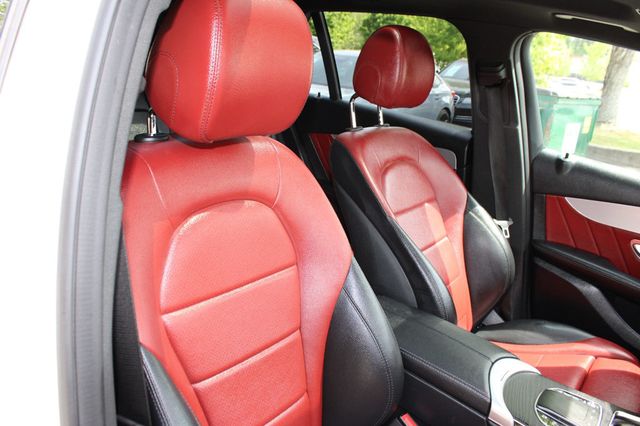 2021 Mercedes-Benz GLC GLC 300 SUV - 23013652 - 23
