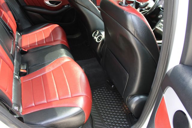 2021 Mercedes-Benz GLC GLC 300 SUV - 23013652 - 24