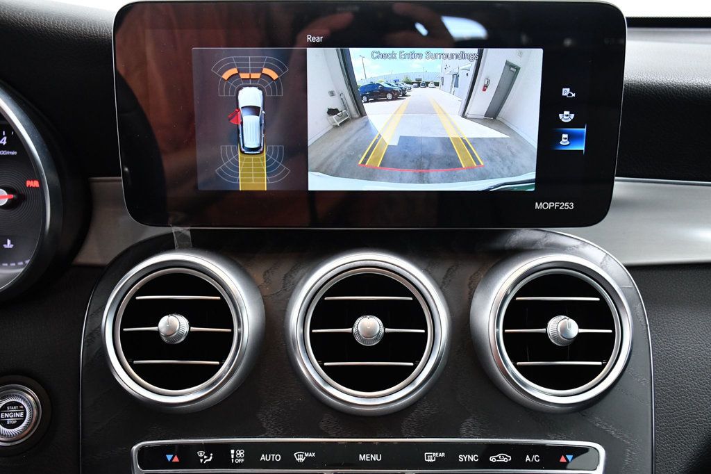 2021 Mercedes-Benz GLC GLC 300 SUV - 22930069 - 25