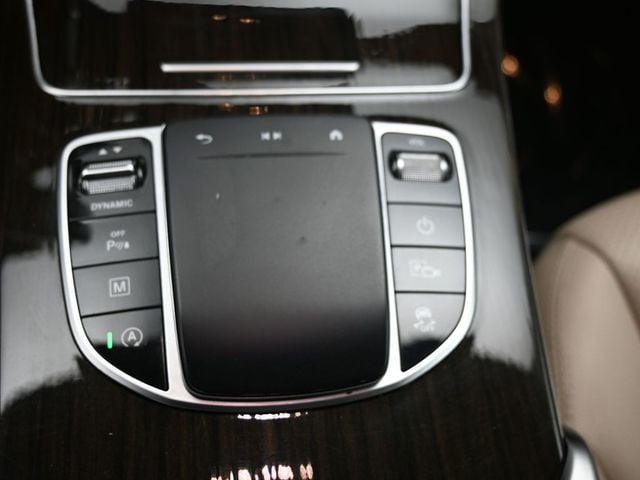 2021 Mercedes-Benz GLC GLC 300 SUV - 23035223 - 11