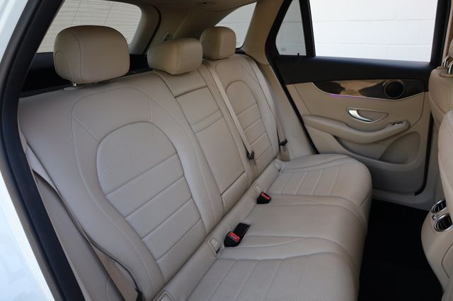 2021 Mercedes-Benz GLC GLC 300 SUV - 22878513 - 24