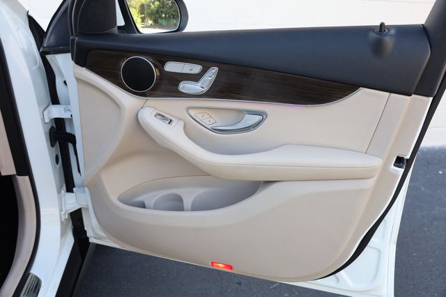 2021 Mercedes-Benz GLC GLC 300 SUV - 22878513 - 26