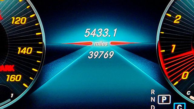 2021 Mercedes-Benz GLC GLC 300 SUV w/ Multimedia Pkg & Panorama Sunroof - 23037743 - 13