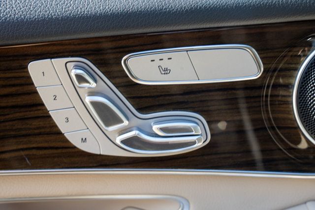 2021 Mercedes-Benz GLC LocalTrade/4MATIC/PremiumPkg/PanoramaSunroof/HeatedSeats/NAV - 23031209 - 33