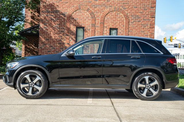 2021 Mercedes-Benz GLC LocalTrade/4MATIC/PremiumPkg/PanoramaSunroof/HeatedSeats/NAV - 23031209 - 6