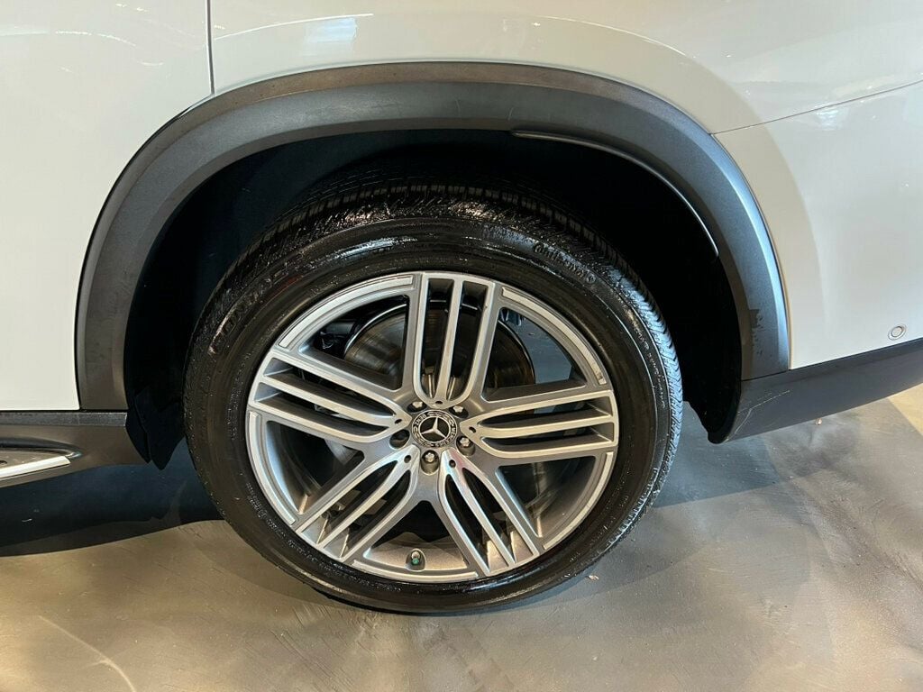2021 Mercedes Benz GLS 450 photo 10