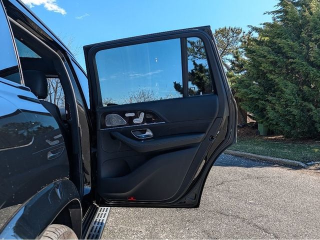 2021 Mercedes-Benz GLS AMG 63 - 23028479 - 12