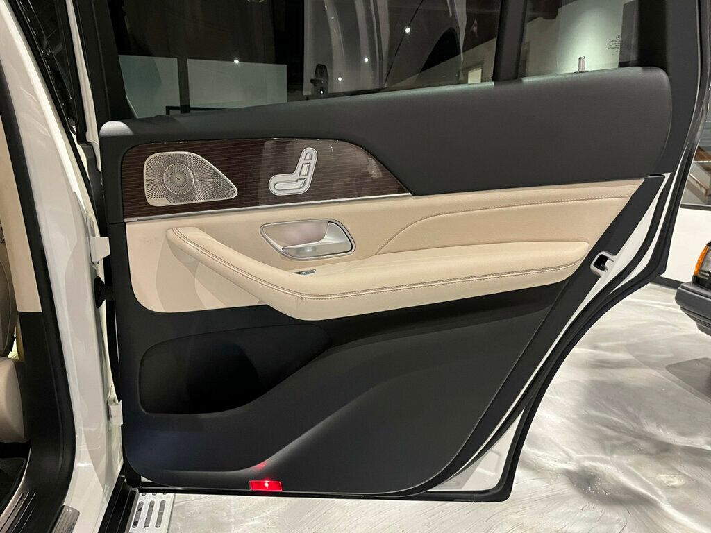 2021 Mercedes-Benz GLS CaptainsChairs/DriverAssistPlusPkg/PanoRoof/AdapCruise/Navi - 22336424 - 23
