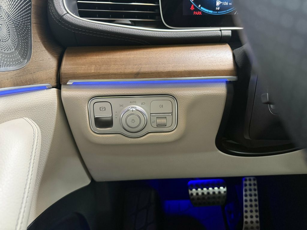 2021 Mercedes-Benz GLS Driver Assist Plus Pkg/Heated&Cooled Massaging Seats/Pano Roof - 23079584 - 17