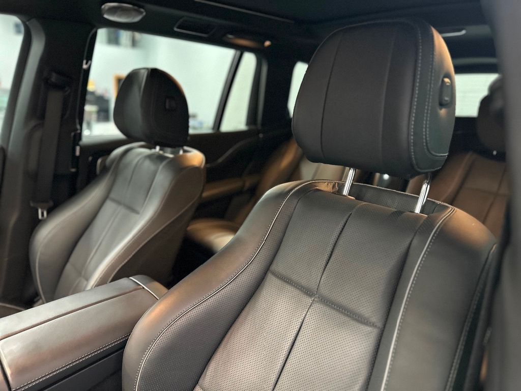2021 Mercedes Benz GLS Maybach 600 4MATIC photo 40