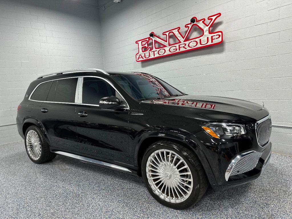 2021 Mercedes Benz GLS Maybach 600 4MATIC photo 6